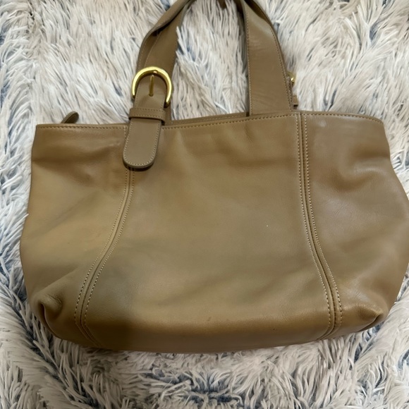 Coach purse - Picture 1 of 6